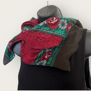 floral square scarf, NWT